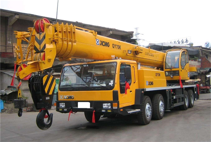 西平县吊车出租选择重点